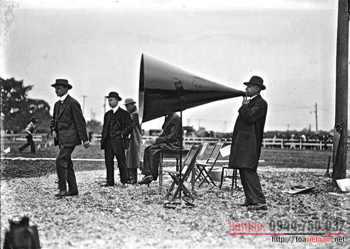 Loa Megaphone là gì?